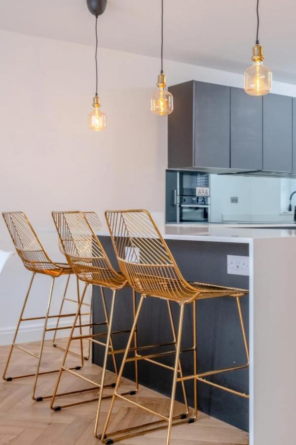 3bd Flat With Balcony In Paddington Appartamento Londra