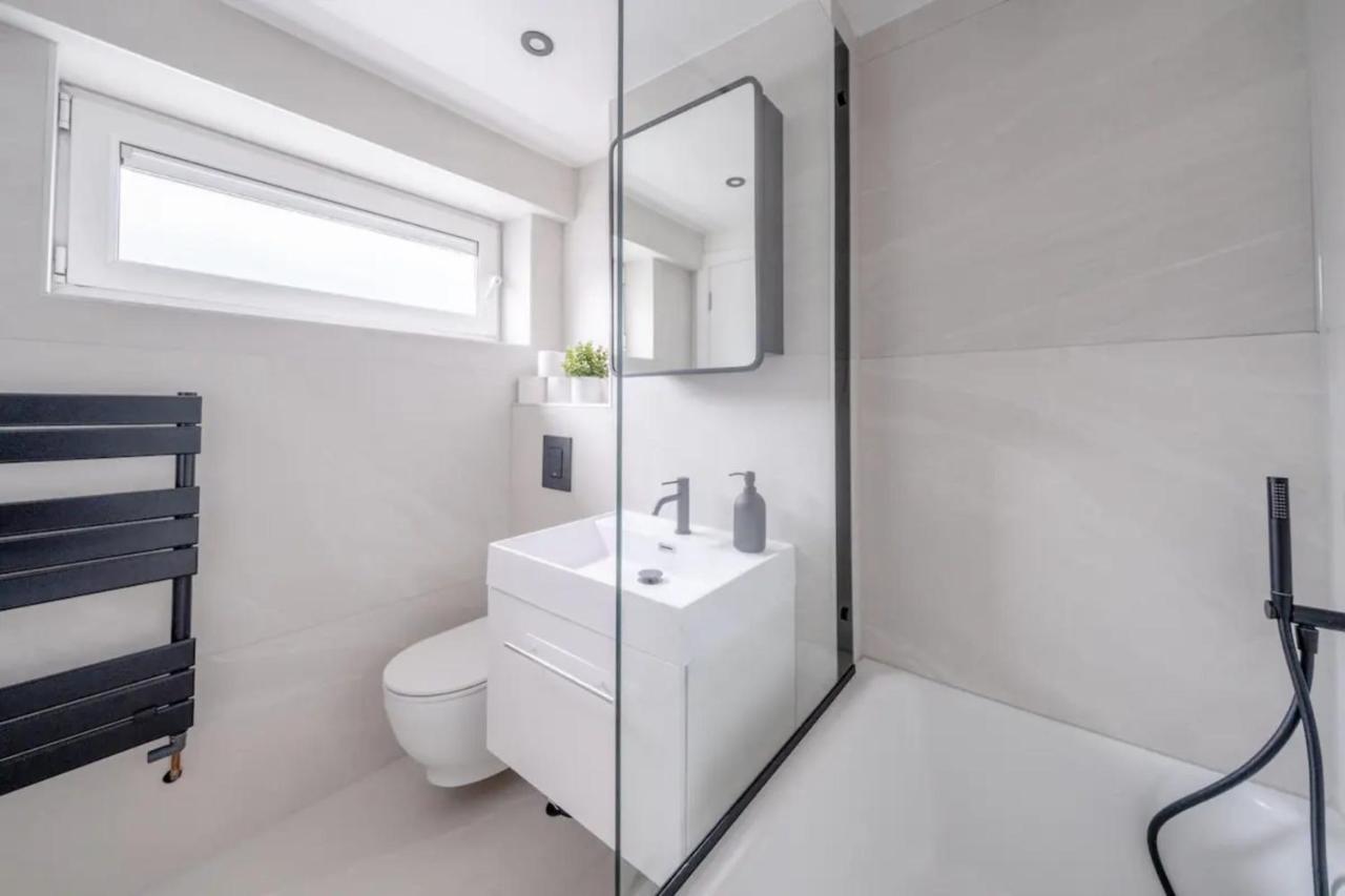 3bd Flat With Balcony In Paddington * Londra